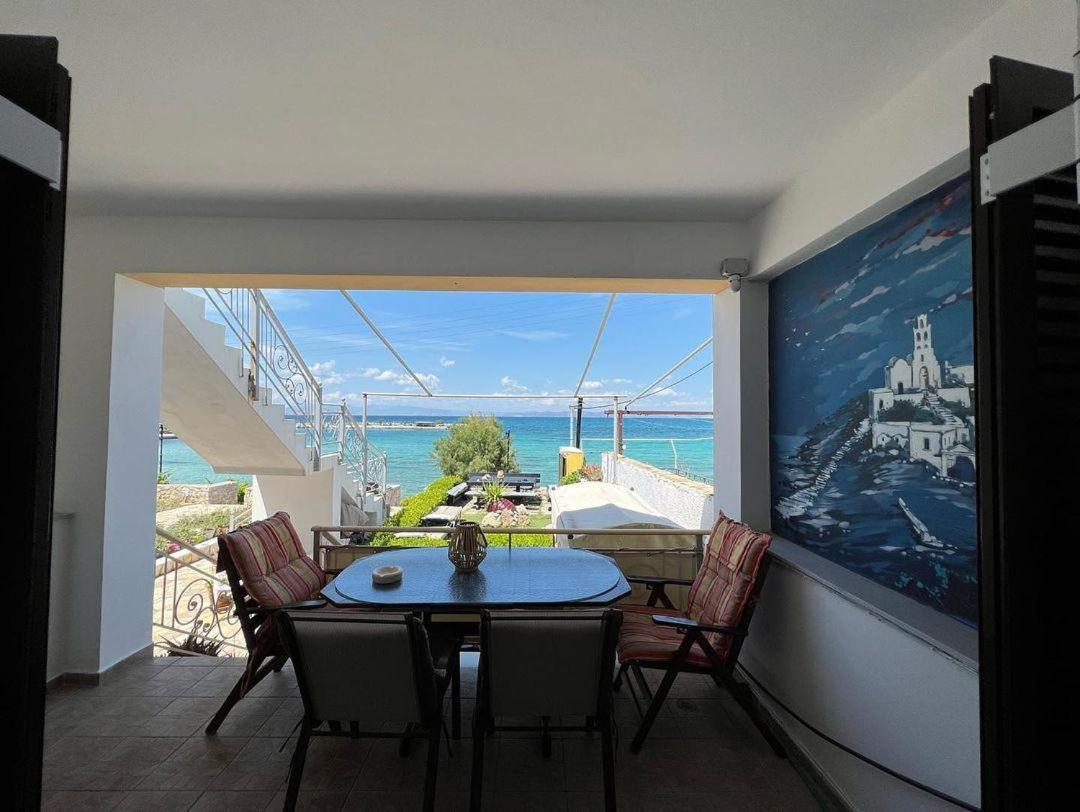 Apartamento Ελένη Megalochori  Exterior foto