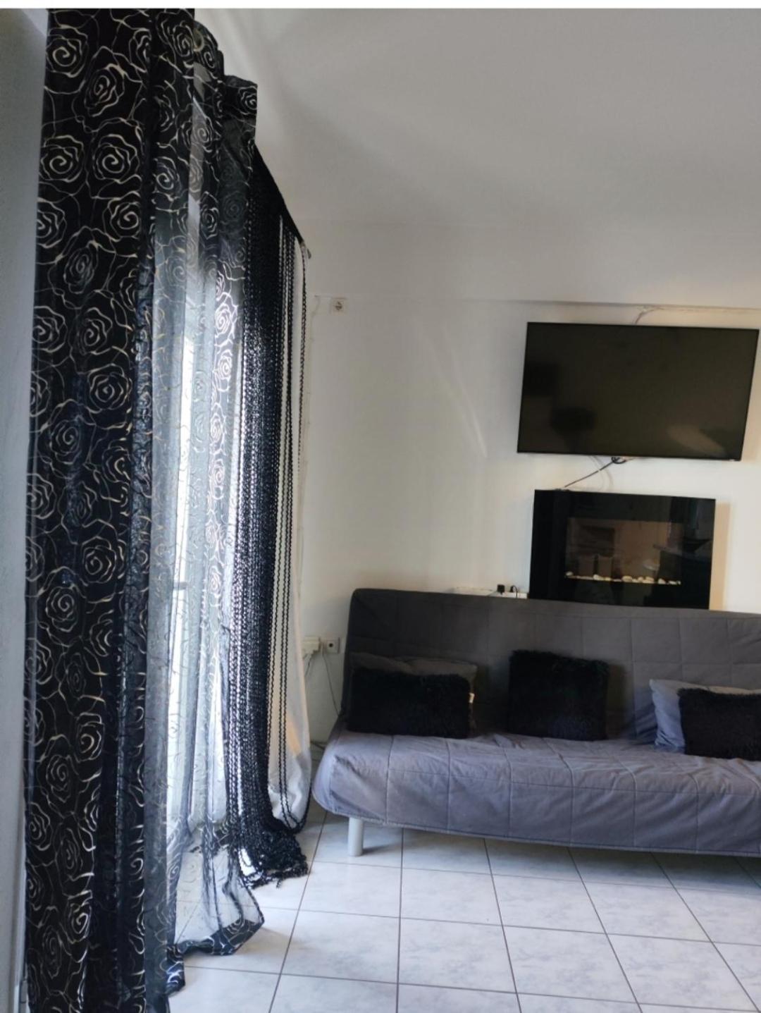 Apartamento Ελένη Megalochori  Exterior foto